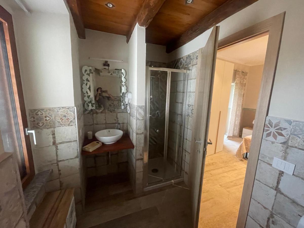 Le Casette Sugli Archi Sutri Buitenkant foto