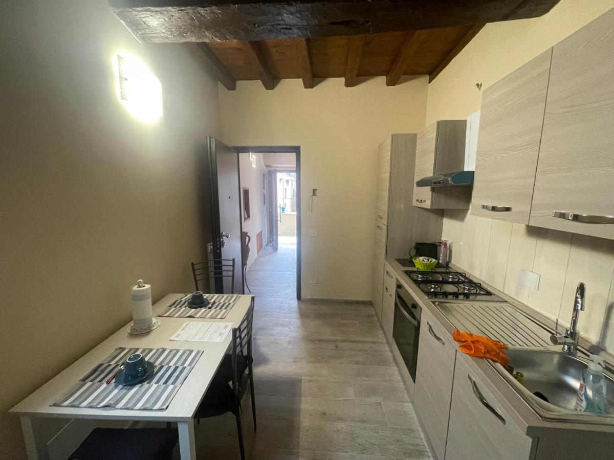 Le Casette Sugli Archi Sutri Buitenkant foto